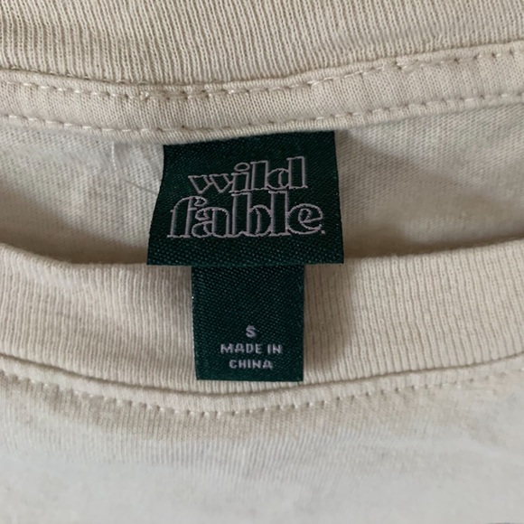 WildFable Women’s Oversized Graphic Tshirt NWT SIZE S - Picture 2 of 5